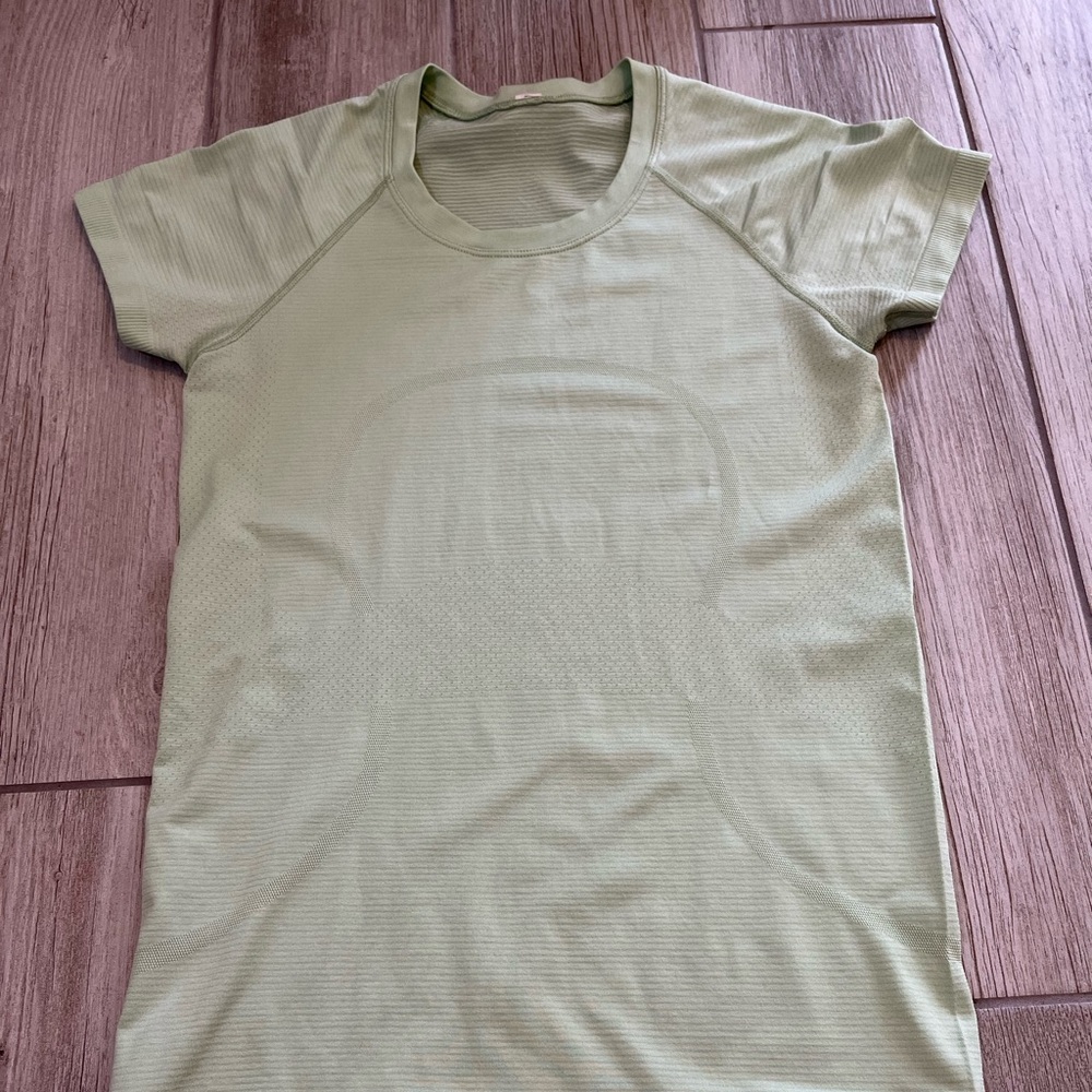Lululemon Swiftly Tech Racerback